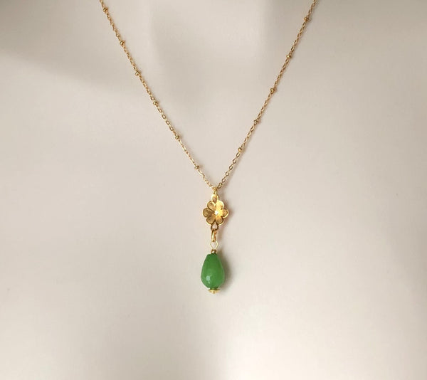 Green Jade Pendant Gold Necklace