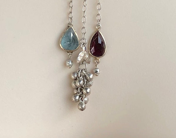 SILVER GEMSTONE NECKLACE