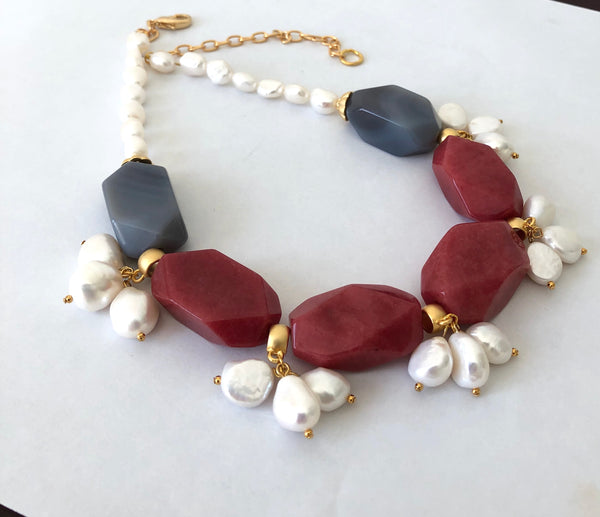 CHUNKY AGATE STATEMENT NECKLACE
