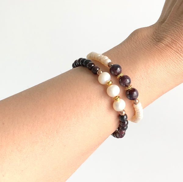 GARNET AND PEARL BRACELET SET