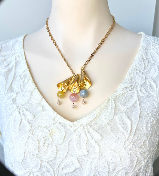 Unique Quartz Gold Necklace