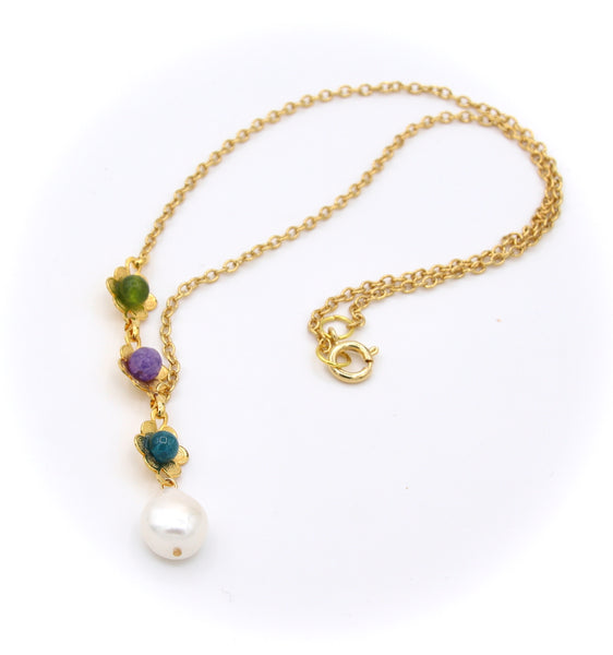 DELICATE PEARL AND GEMSTONE  GOLD FLOWER NECKLACE